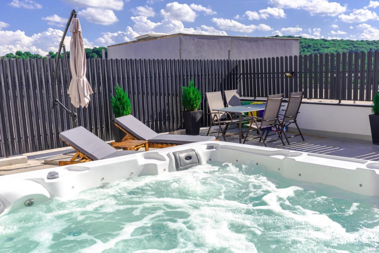 Thome Hoia Jacuzzi Kluż-Napoka Zewnętrze zdjęcie